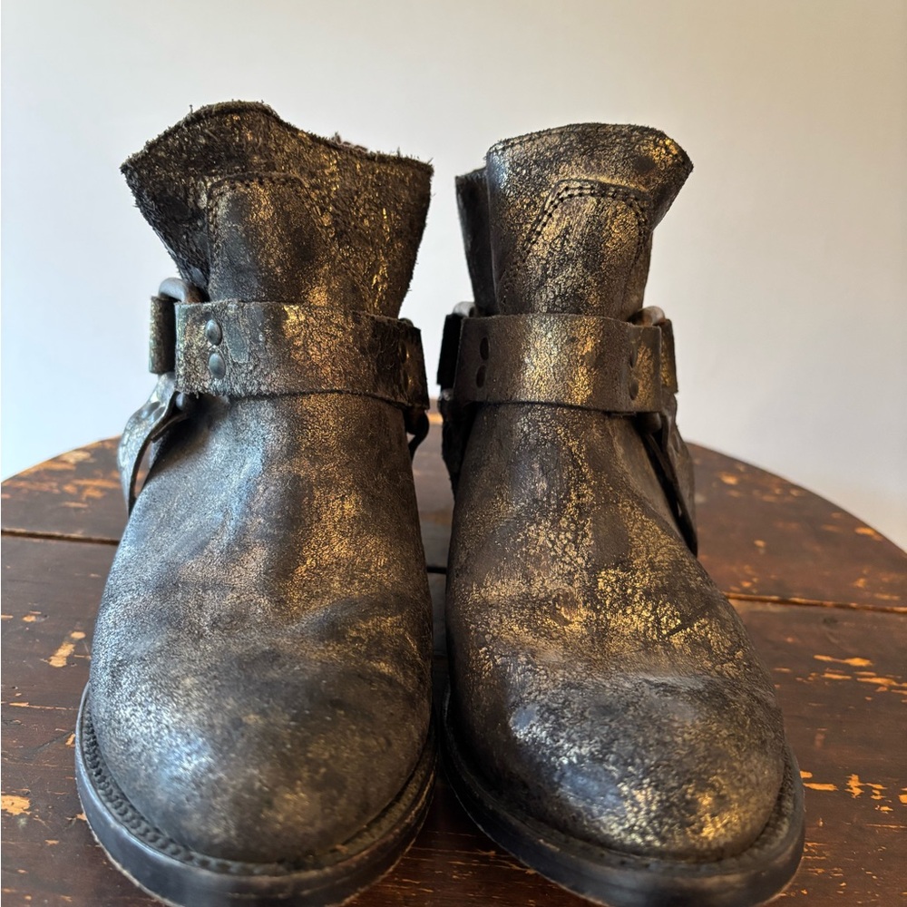 Freebird Phlow by Steven Black and Gold Leather Harness Ankle Boots. W 9. Nice! - Picture 3 of 10
